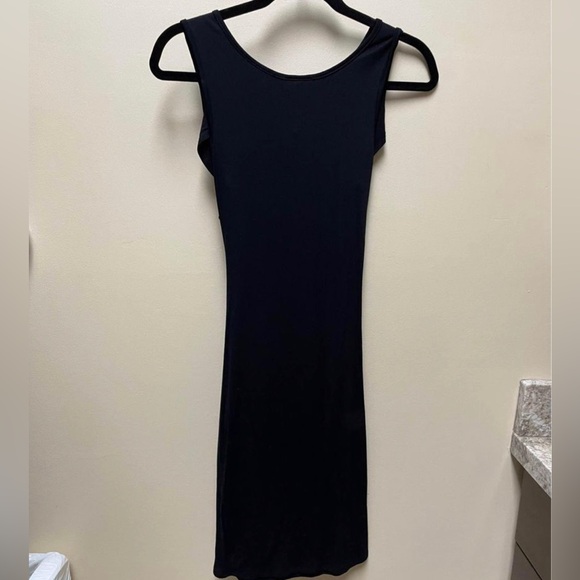 Sleeveless Long Dress - Picture 3 of 5